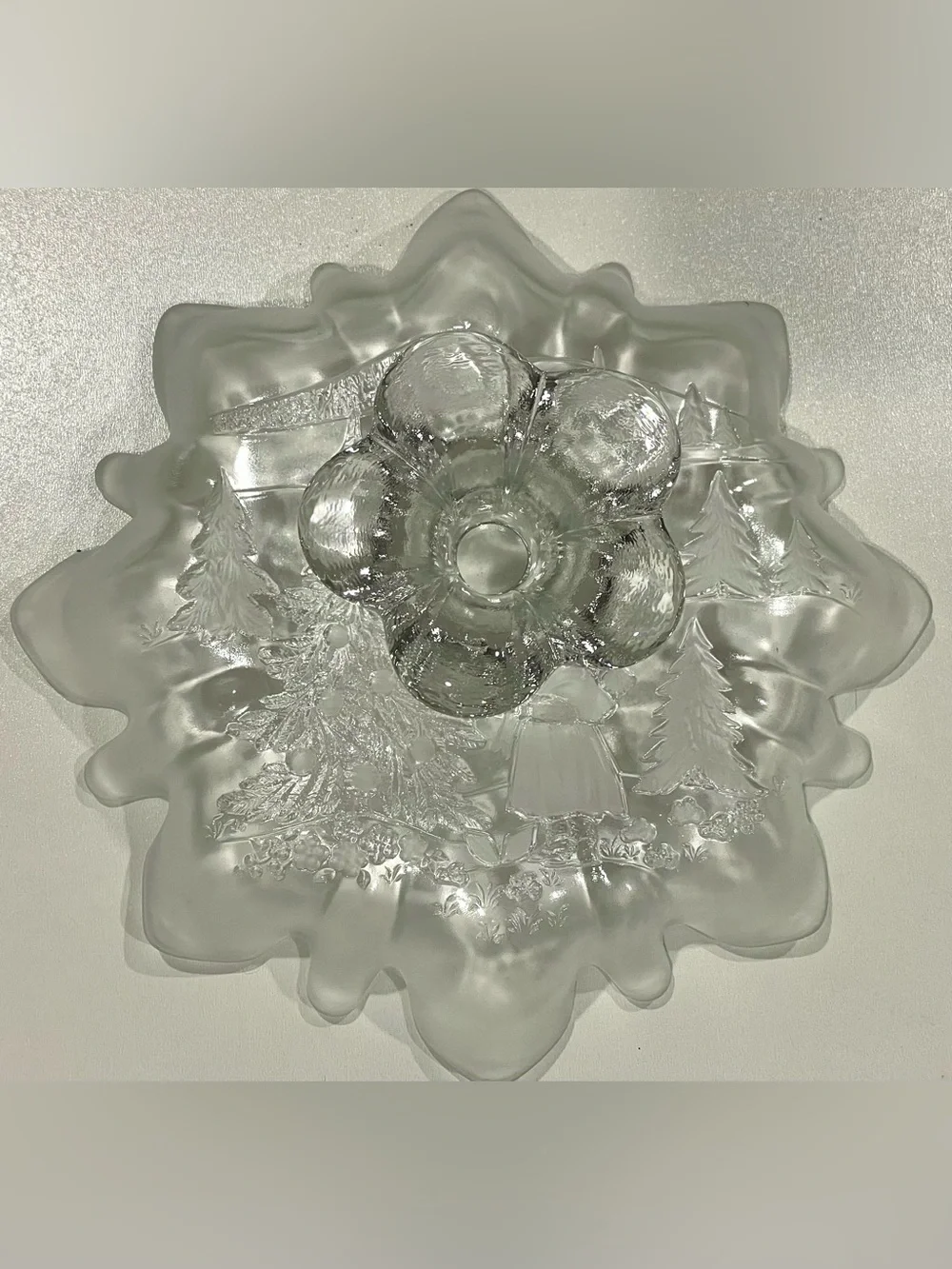 Mikasa Christmas Story Bon Bon Footed Serving Dish Frosted Winter Scene.